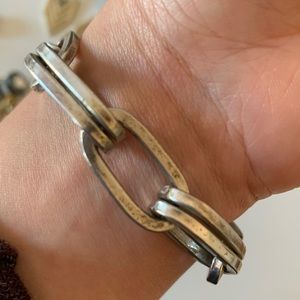 Classic and timeless silver bracelet